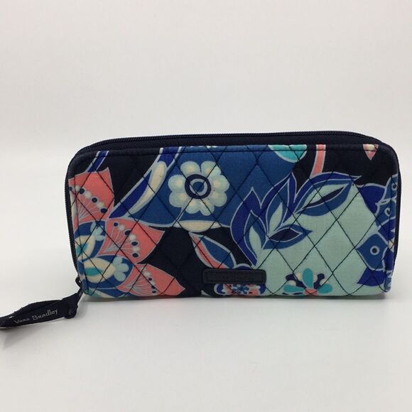 Vera Bradley zippy zip around long wallet Lotus Flower Swirl - Picture 1 of 13